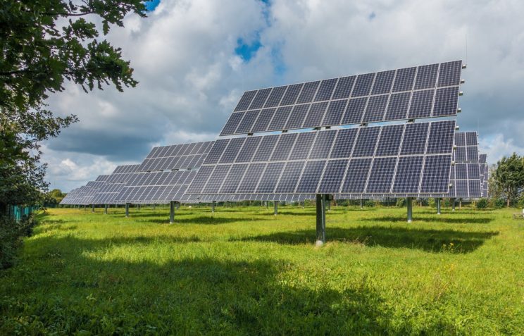 印財閥リライアンス、欧州太陽電池大手RECを860億円で買収